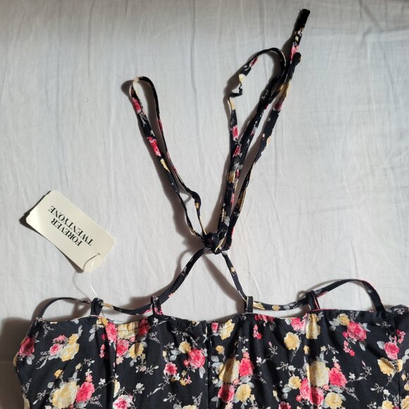 Forever 21 Strappy dress with side slit - Picture 3 of 6